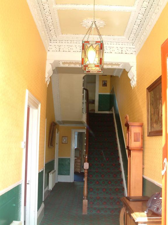 Claremont House Bed & Breakfast Dun Laoghaire Luaran gambar