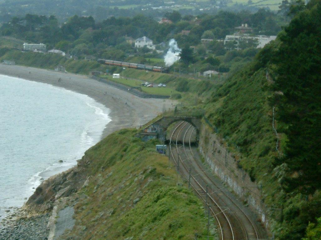 Claremont House Bed & Breakfast Dun Laoghaire Luaran gambar